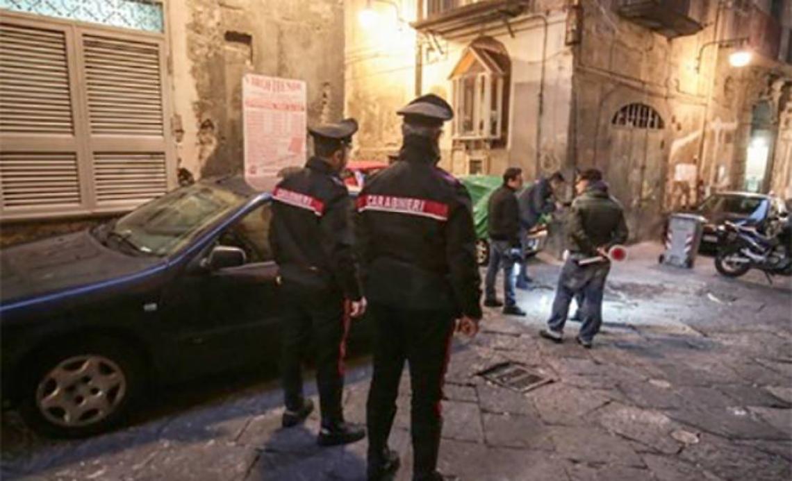 Agguato ai Quartieri, gambizzato il nipote del boss