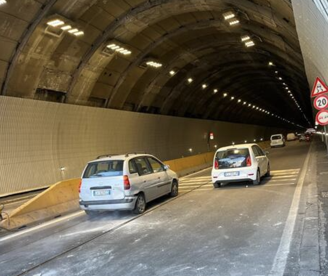 Napoli, inferno traffico fino alla riapertura della Galleria Vittoria
