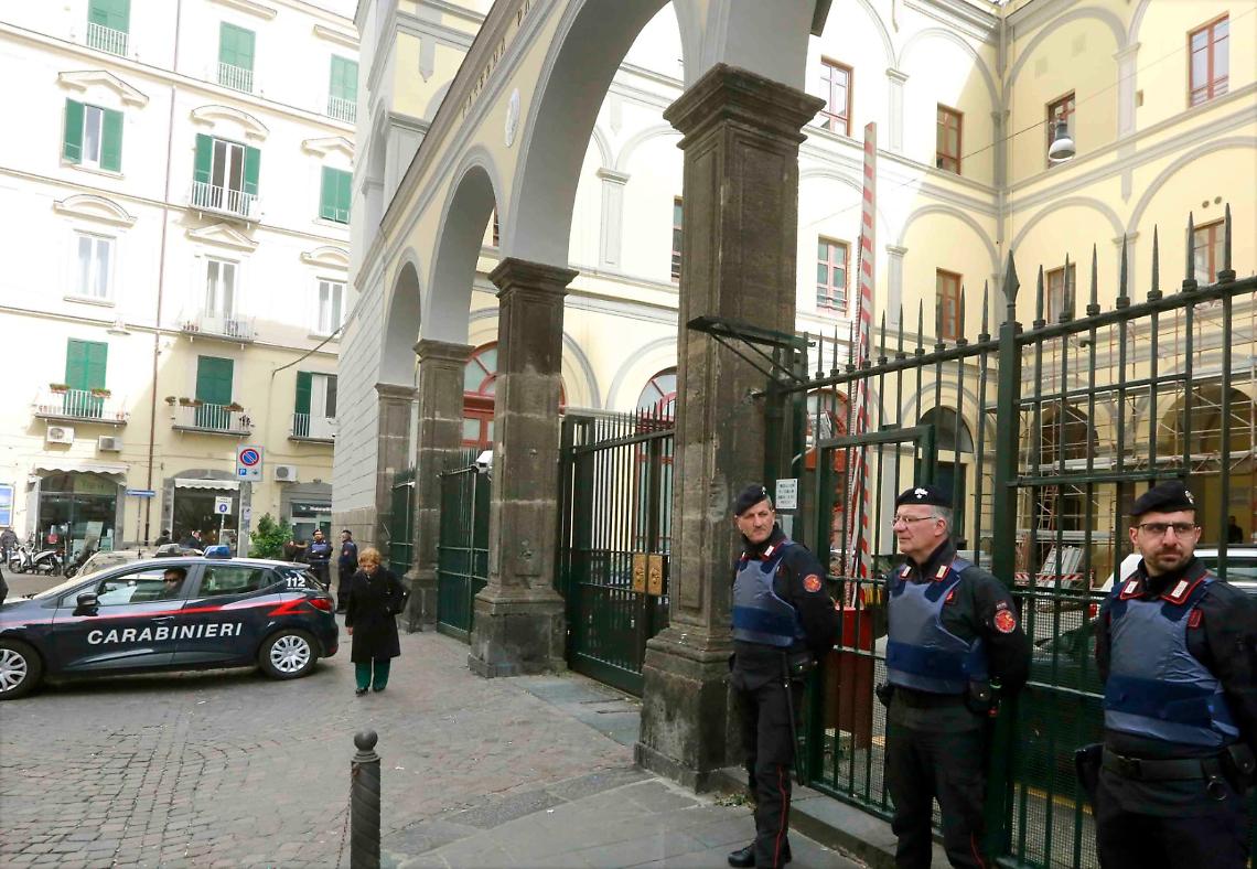 Ucciso a 15anni durante rapina, il carabiniere indagato: «Dispiaciuto per la morte del ragazzo»