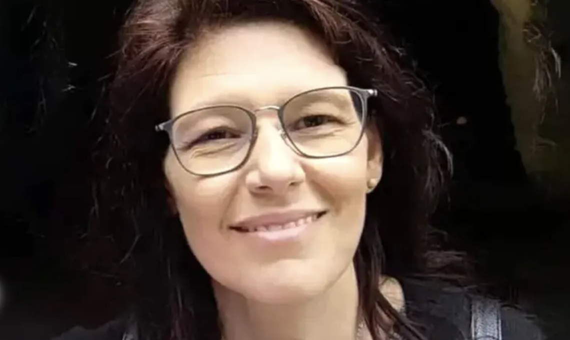 Trovata morta a Ischia, fiaccolata e funerali