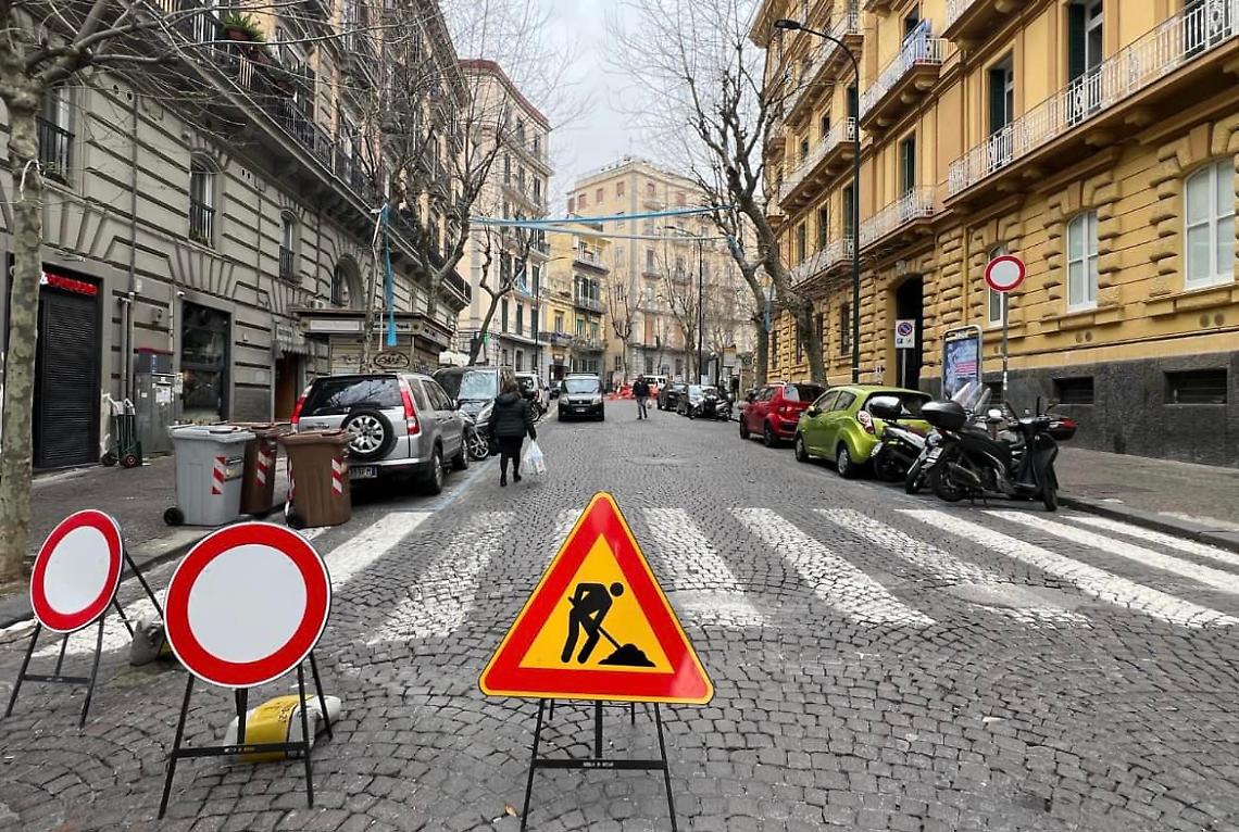 Voragini al Vomero, sit-in dei condomini