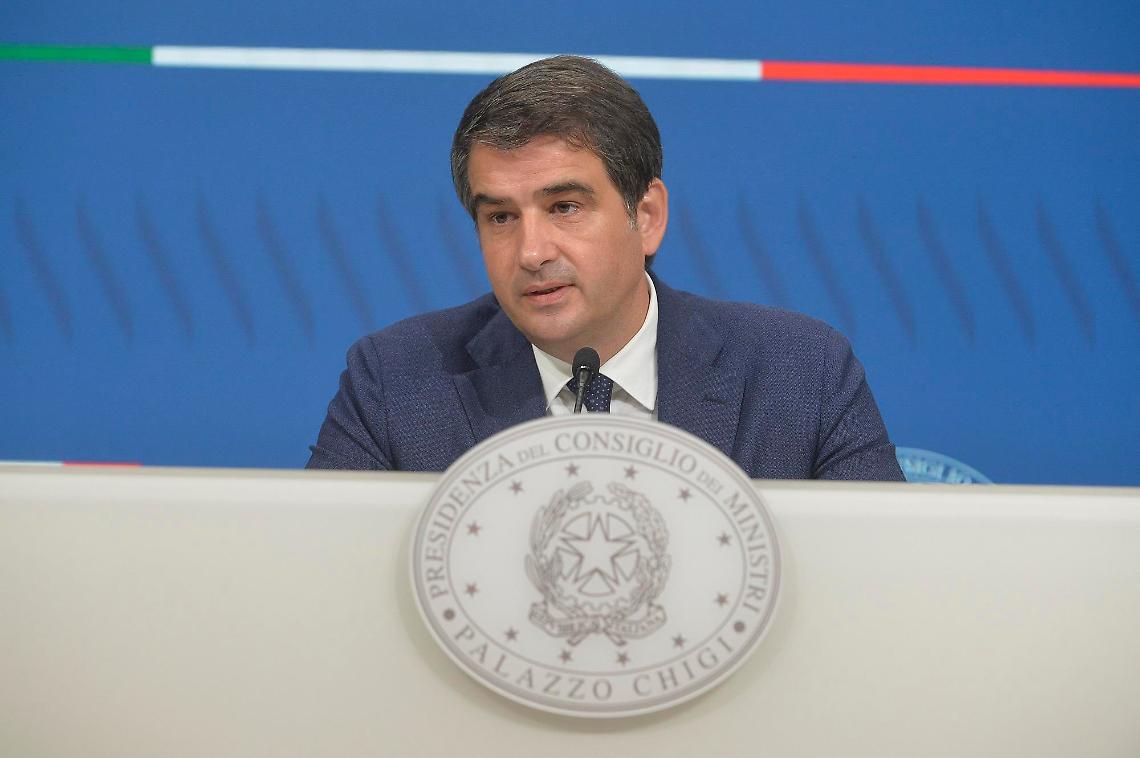 Pnrr e Mezzogiorno, Fitto all'Unione Industriali Napoli