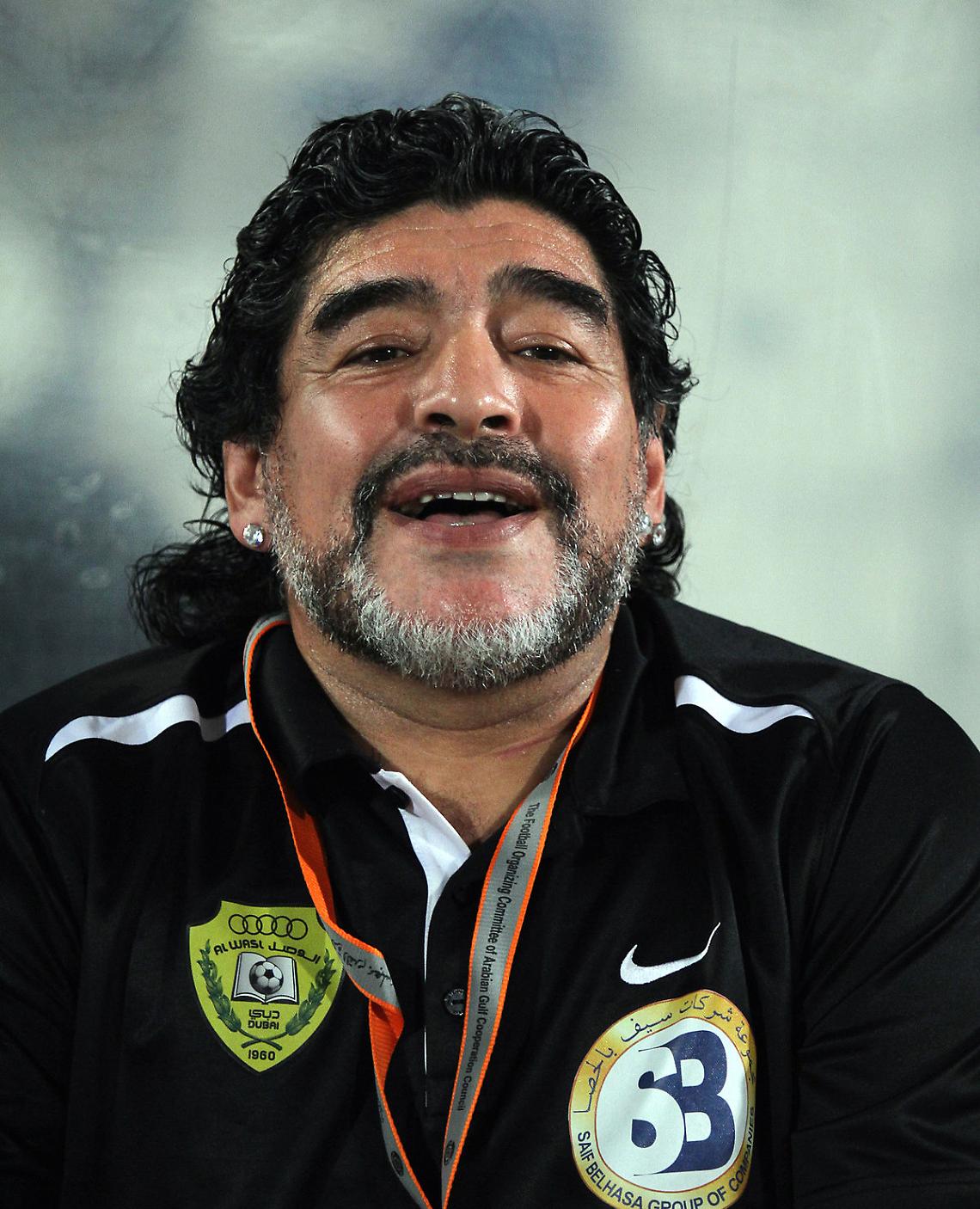 Maradona, a Buenos Aires una statua di 4 metri come regalo di compleanno