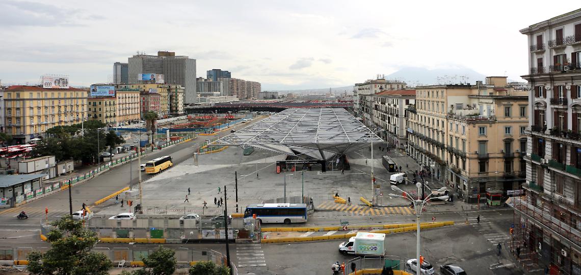 Piazza Garibaldi, via al restyling: ecco cosa cambia per le auto