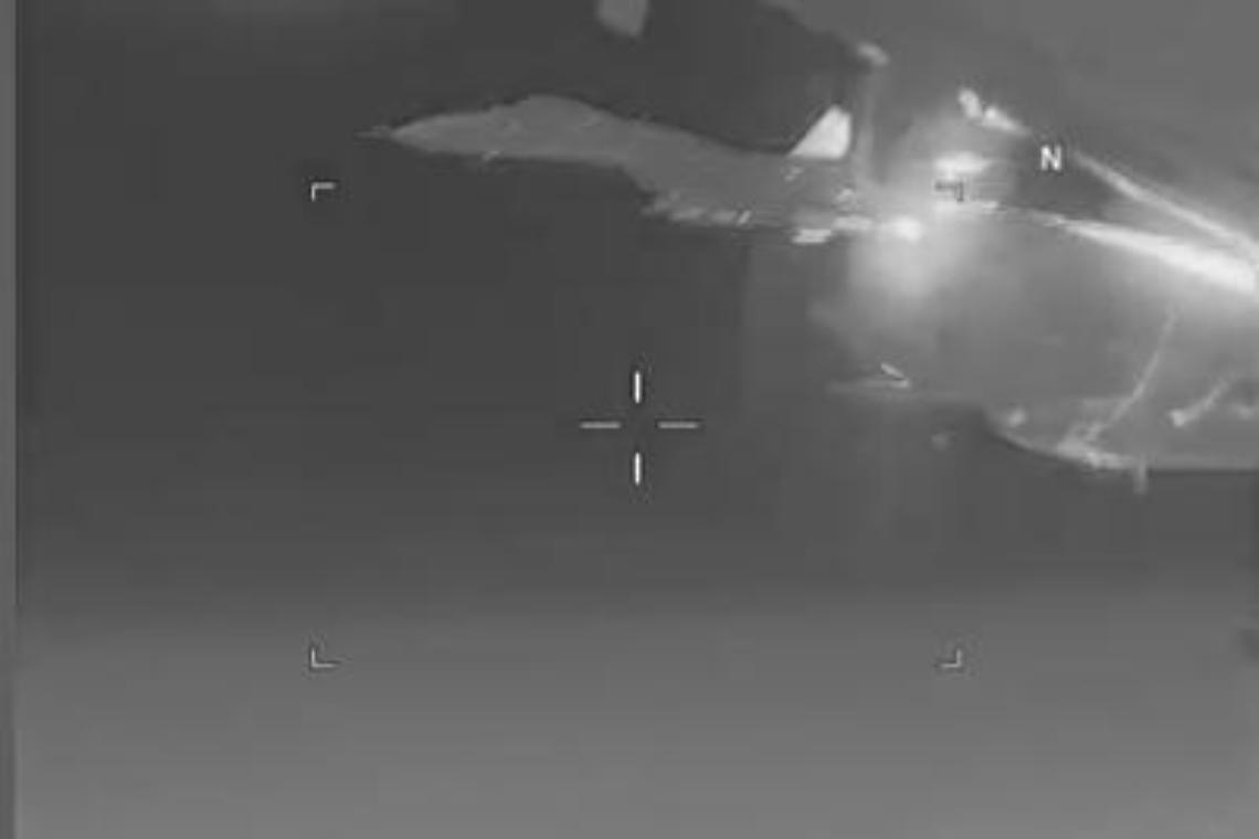 Caccia russo sfiora aereo Usa
