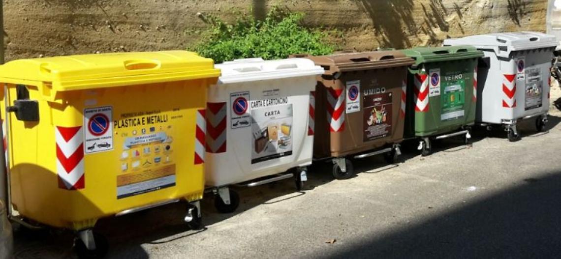 Differenziata, la Campania vola al 60%