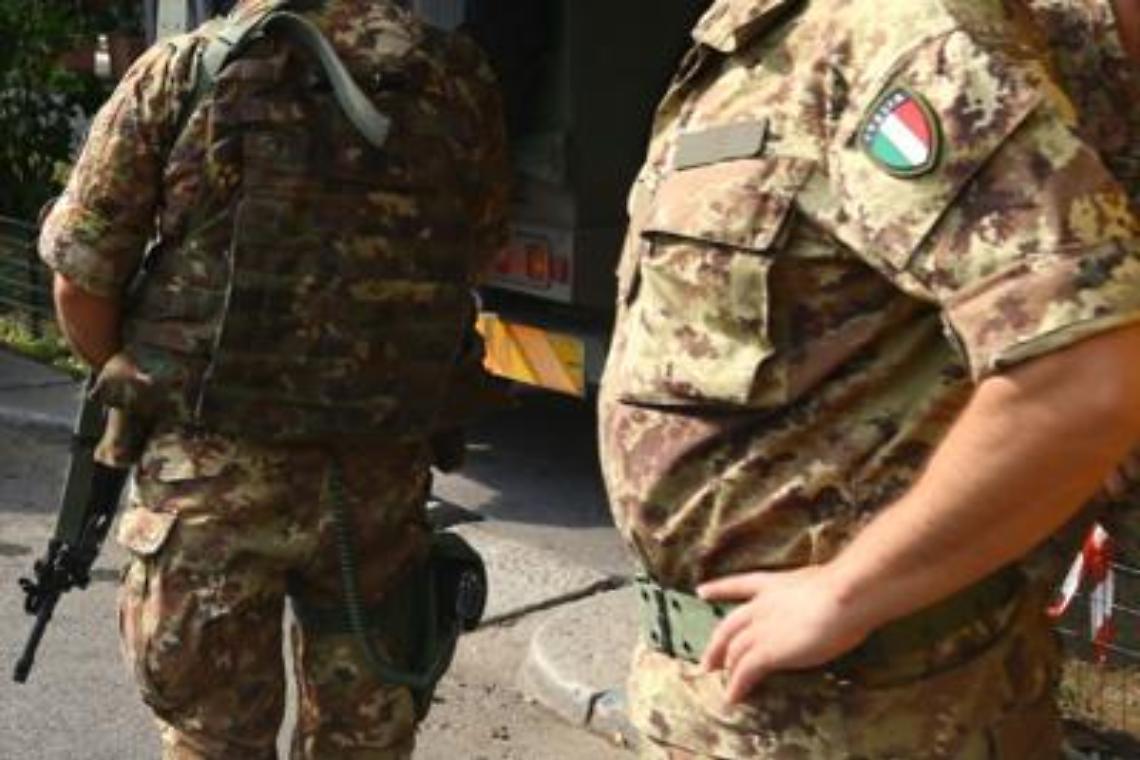 Stop alle taglie forti nelle forze armate