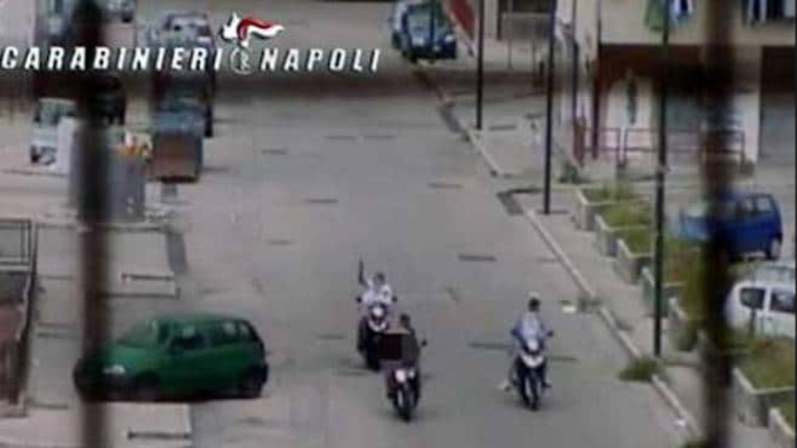 «Correte, stanno facendo fuoco»: falso allarme stesa a Ponticelli