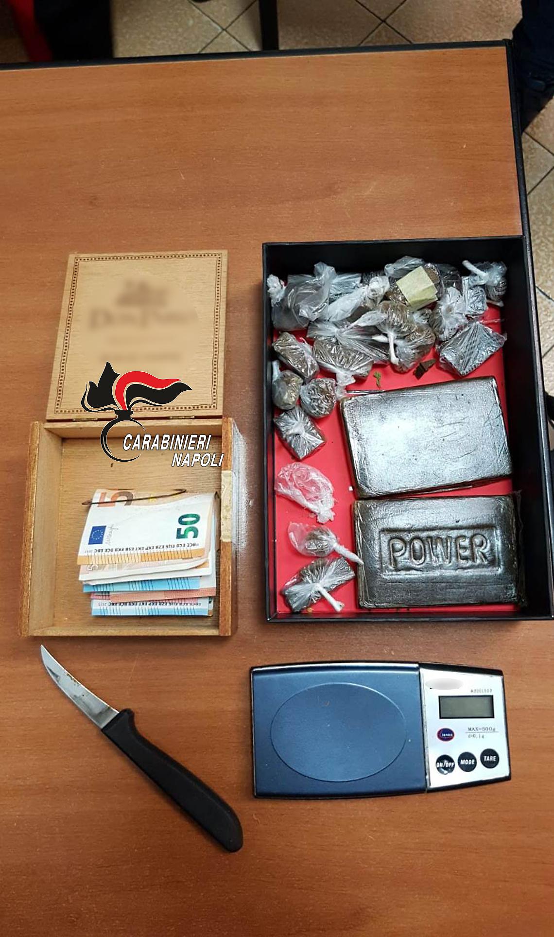Droga in casa, in manette incensurato 22enne
