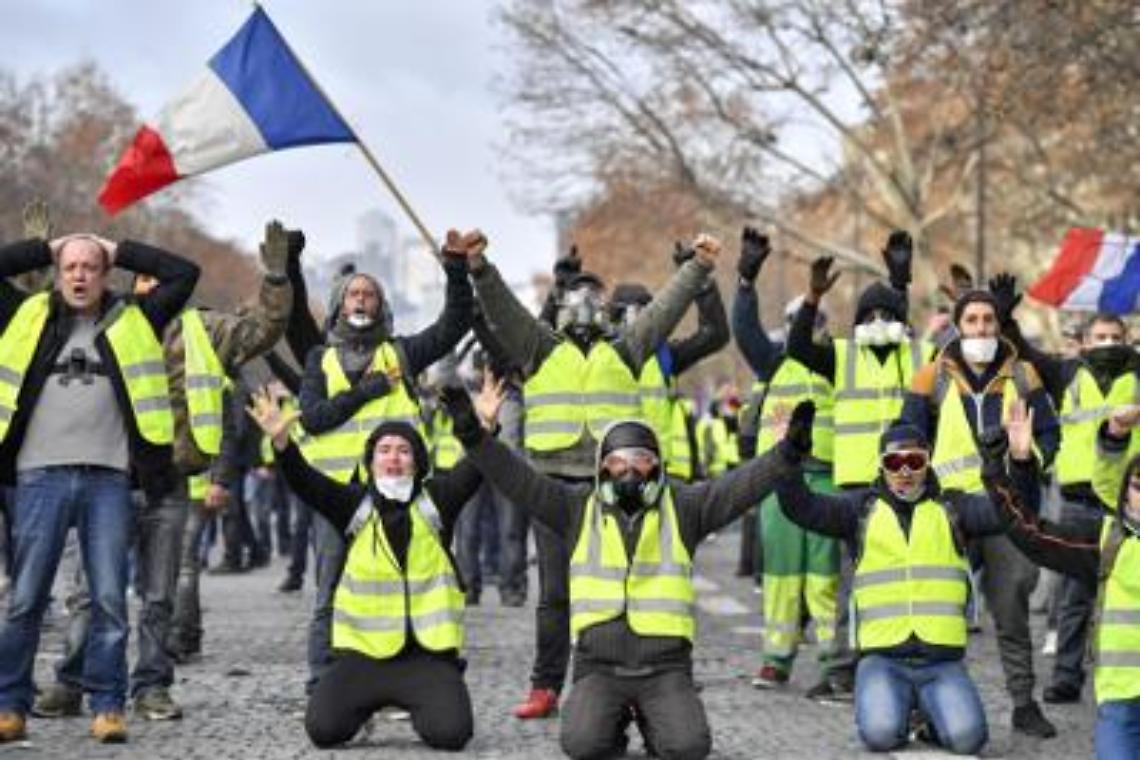 Gilet gialli, più di 700 arresti