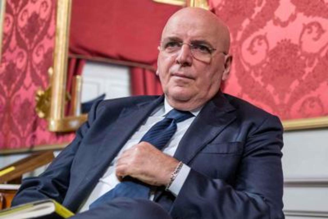 Calabria, obbligo di dimora per il governatore Oliverio