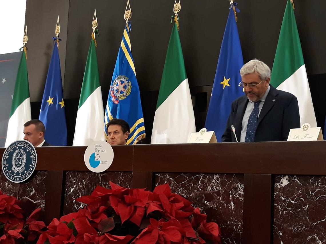 Conferenza Conte, Verna tace 7 secondi per fondi editoria 