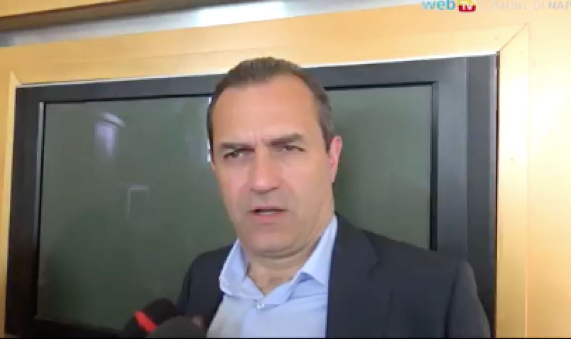 De Magistris: entro due mesi abbattiamo la Vela verde