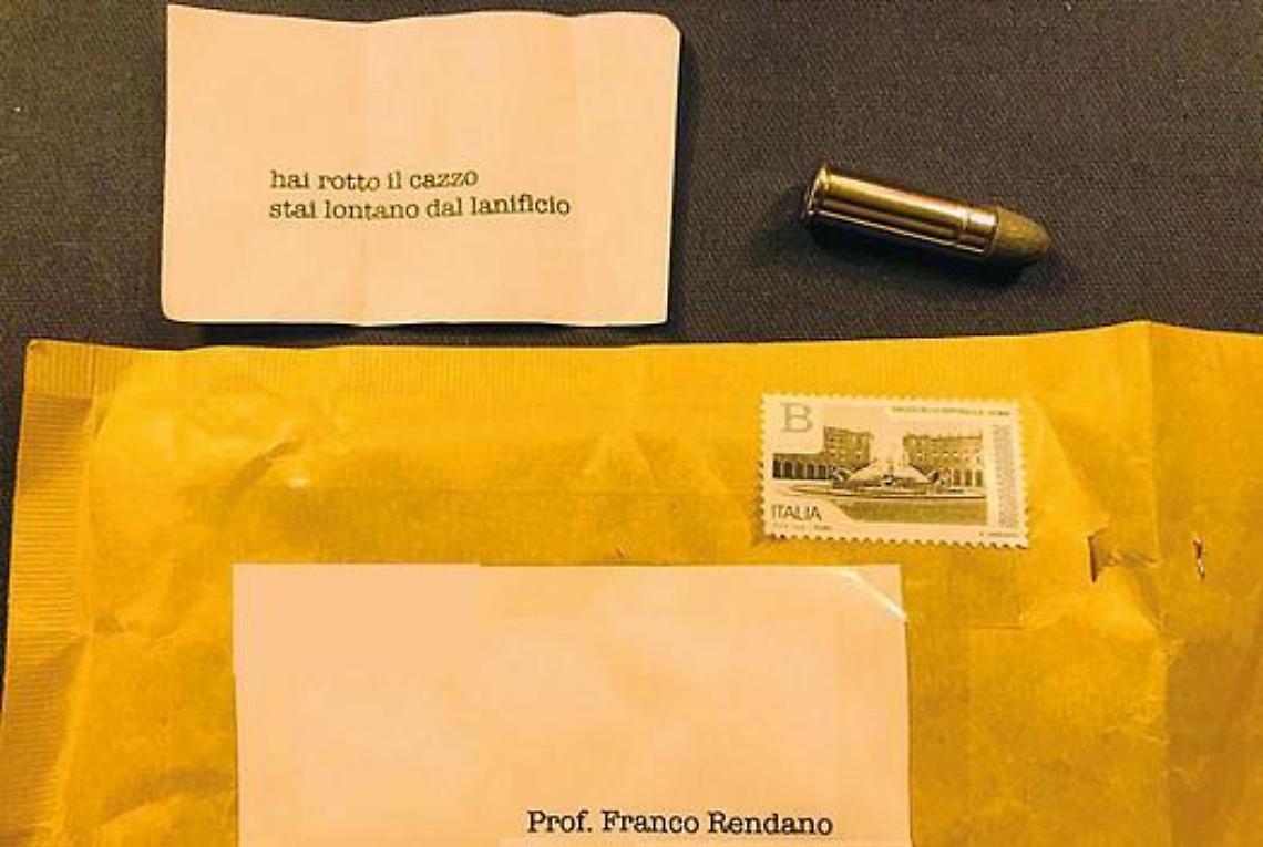 Proiettile e minacce al patron di Lanificio 25