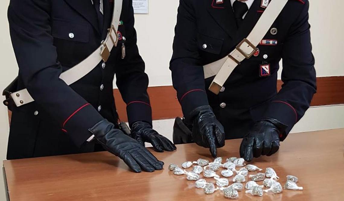 Brusciano, due arresti nelle palazzine della “219”