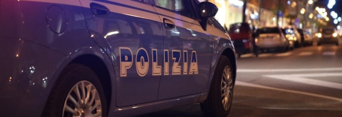 Due "stese" tra la folla in poche ore, panico in centro