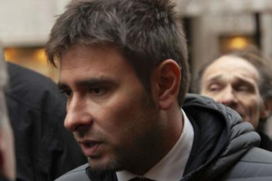 Di Battista: «Mio padre ha lavoratore in nero, sono inc...»