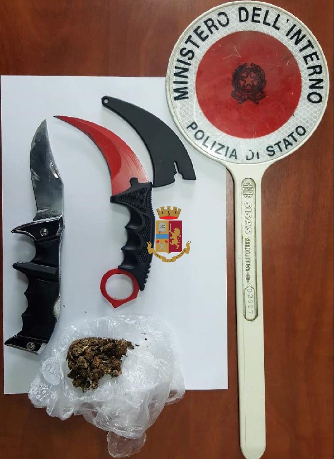 Al concerto con droga e coltelli, denunciato un 16enne