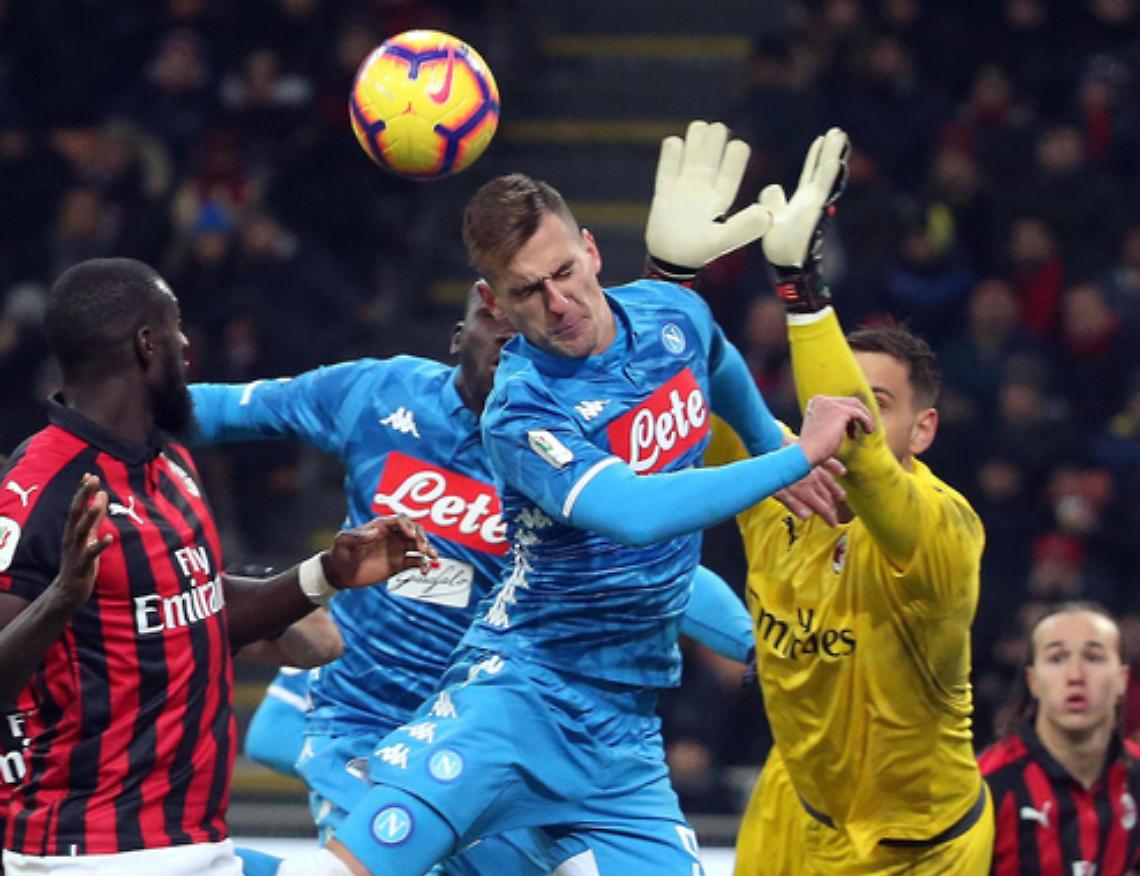 Napoli freddato da Pjatek, il Milan vola in semifinale di Coppa Italia