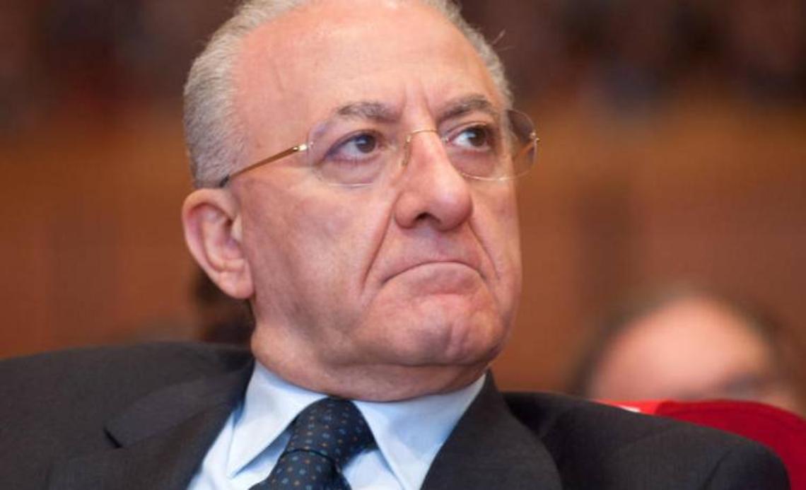 San Giovanni Bosco, De Luca: il problema non sono le formiche, ma la camorra 