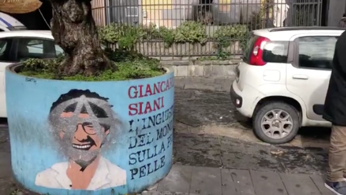 Montesanto, vandalizzata l'opera dedicata a Giancarlo Siani