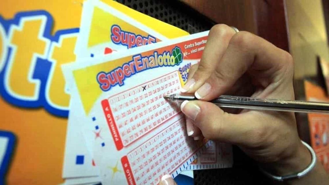 SuperEnalotto, vinti a Marigliano 663mila euro