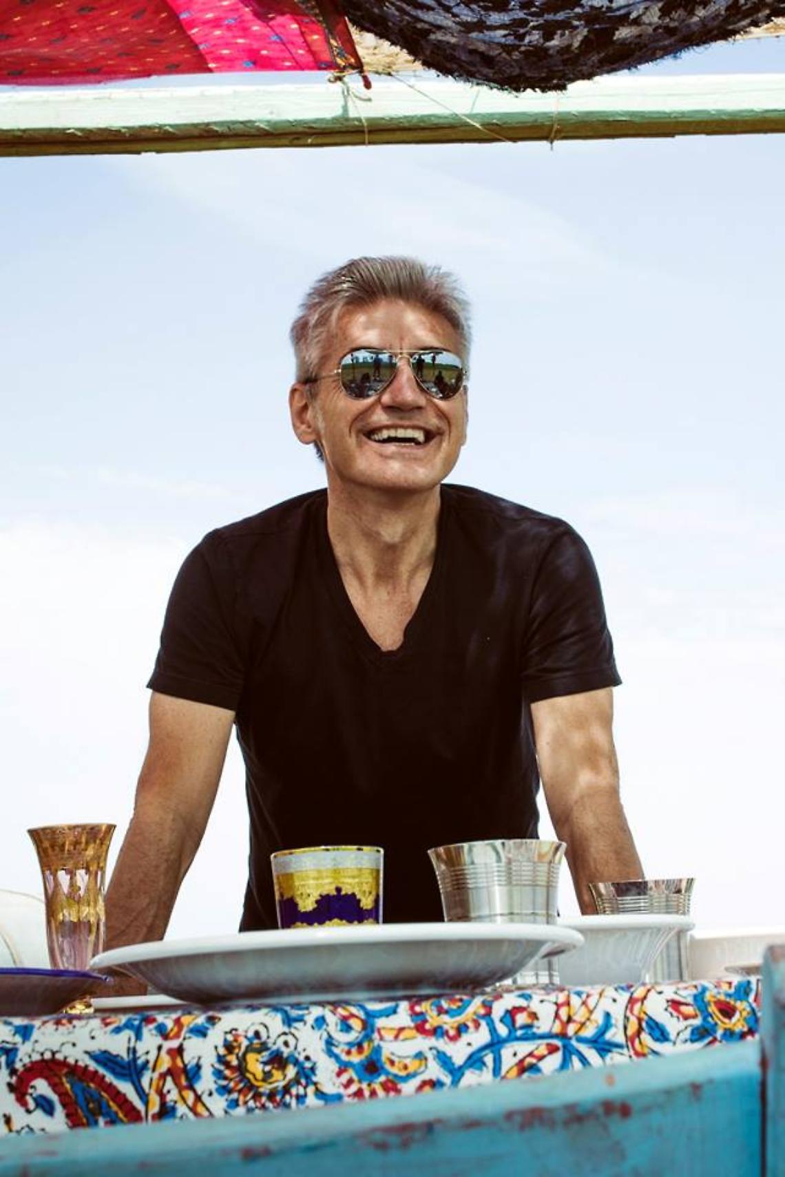 Sanremo, grande attesa per il super ospite: all'Ariston arriva Ligabue