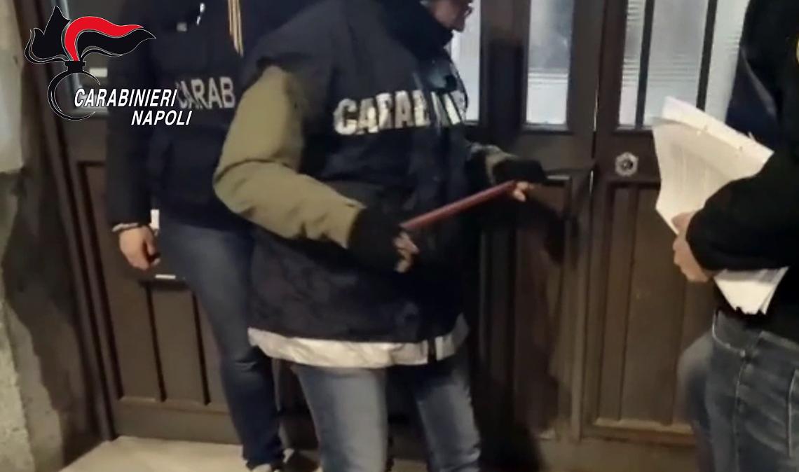 Bambini usati per consegnare cocaina, 12 arresti a Ponticelli