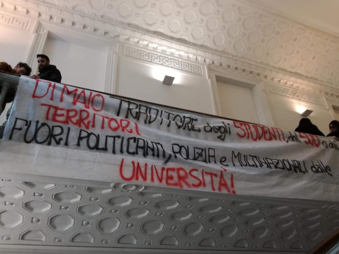 «Fuori i traditori del Sud dall'Università», studenti contro Di Maio