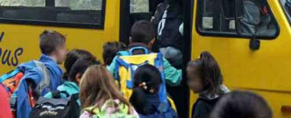 Bimbi in gita, autista ubriaco alla guida del bus