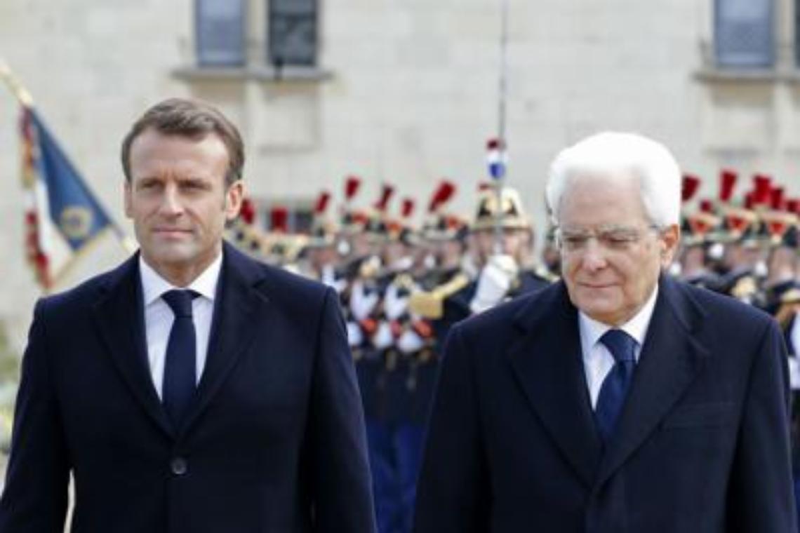 Mattarella da Macron, visita a Notre Dame: «Amicizia a prova di qualunque forza»