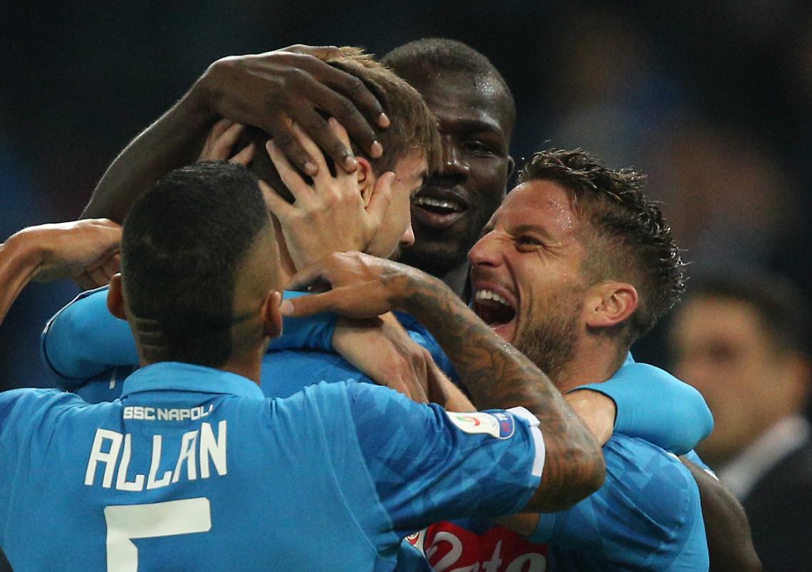 La Juve pareggia, il Napoli non perdona l'Udinese: vetta a -4