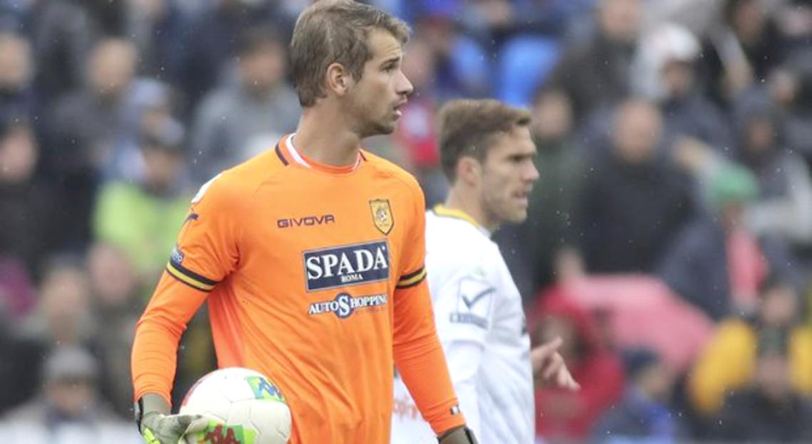 Serie B, Provedel: «La Juve Stabia si allena la mattina via Skype, vogliamo tornare al Menti»