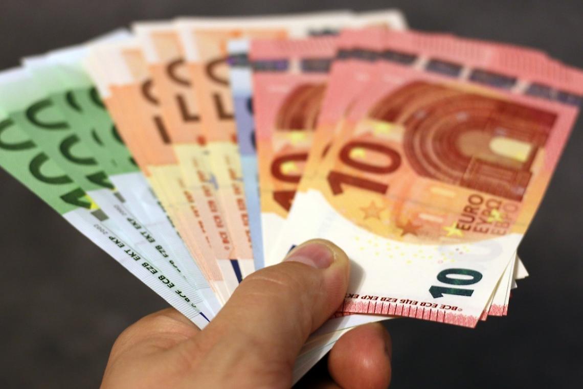 Bonus Partita Iva, altri 800 euro: i requisiti 