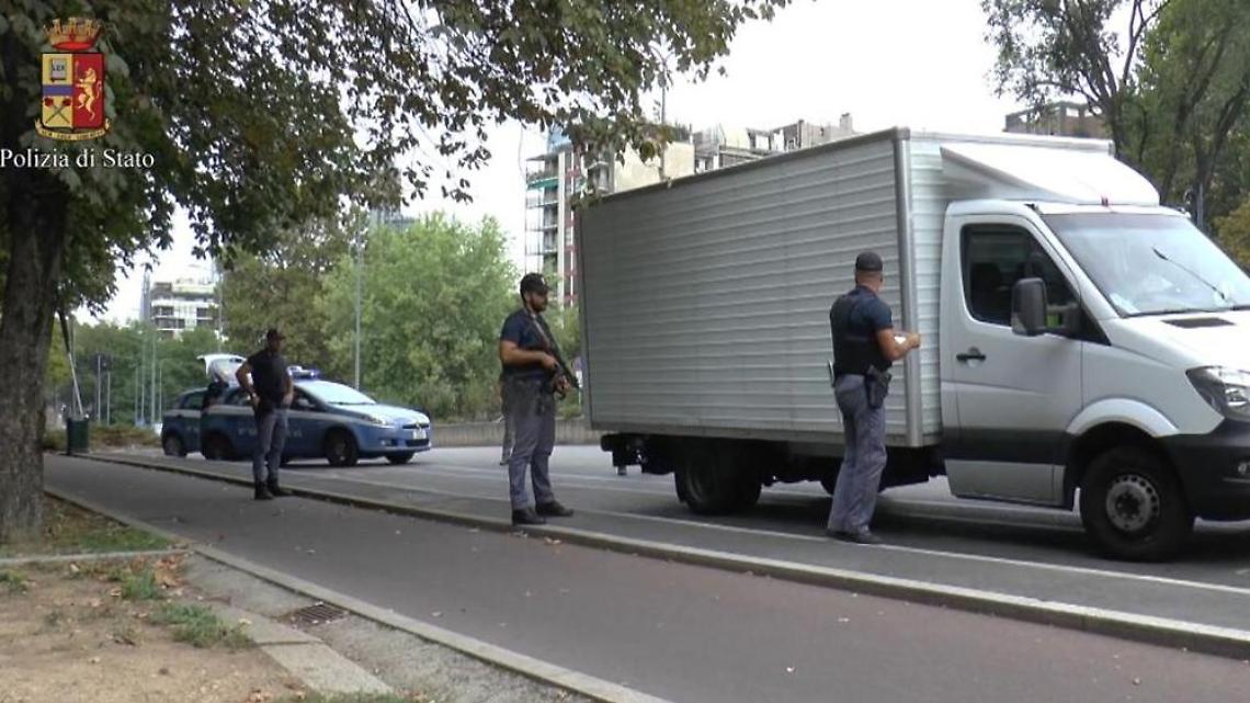 Terrorismo, operazione “Ultimo Miglio": a Napoli controllati mille furgoni