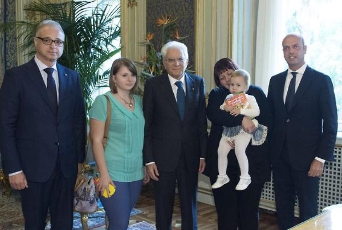 Mattarella consegna la Medaglia d'oro<br>alla vedova di Anatoliy Korol