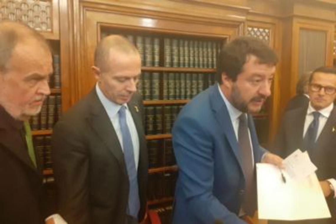 Caso Metropol, «spunta “pizzino" con la promessa del 4% alla Lega»