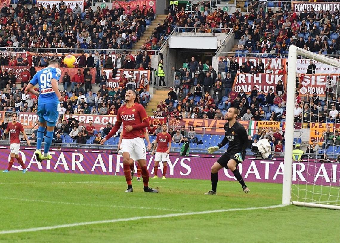 Il Napoli perde 2-1 all'Olimpico, la vetta sempre più lontana