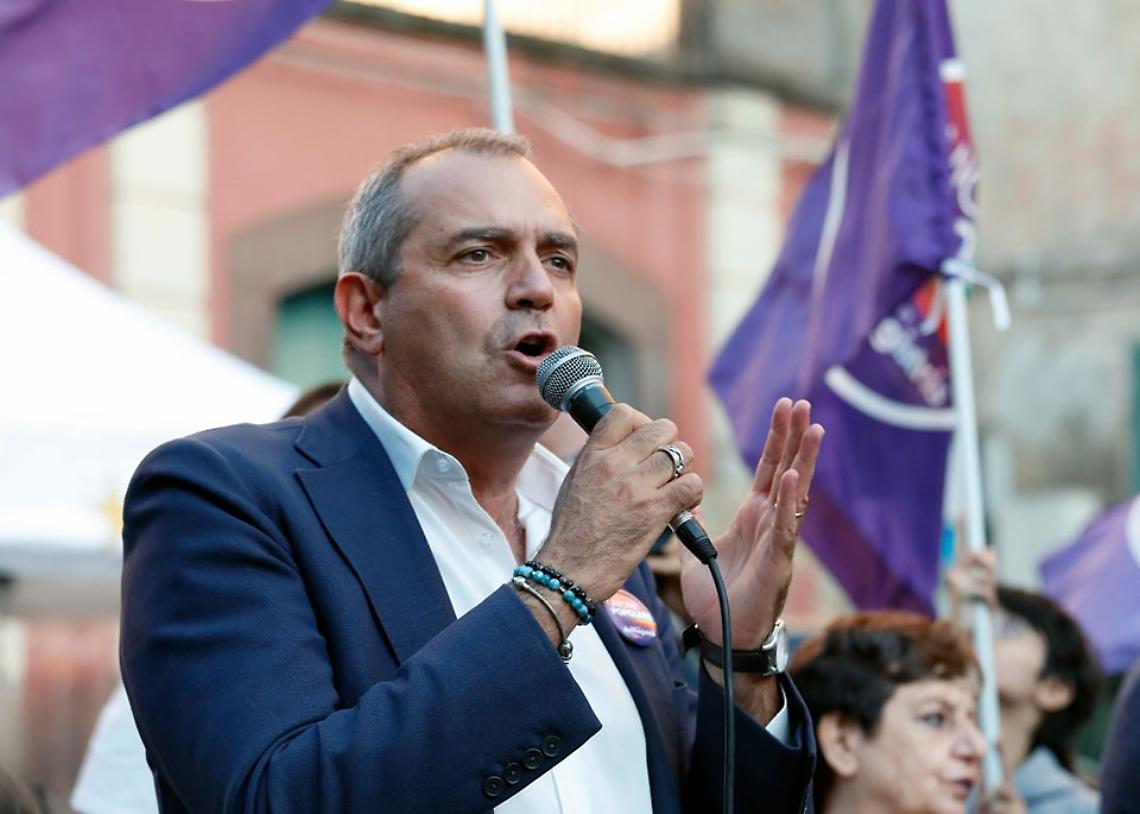  Rave: de Magistris, decreto legge incostituzionale 