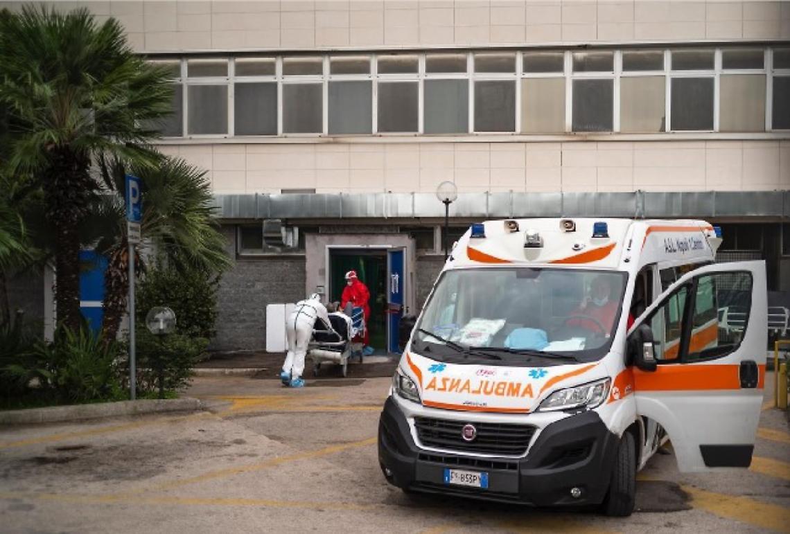 Mortalità, a Napoli il triste primato