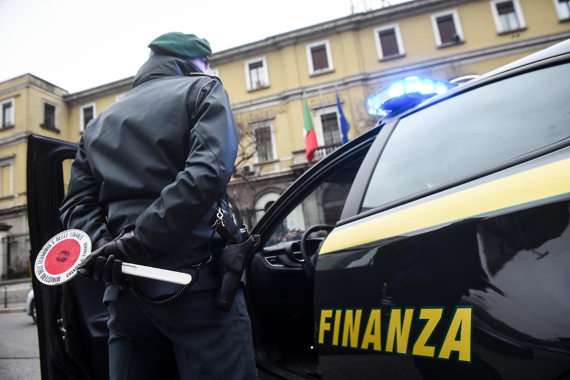 Fisco, omesso pagamento: sequestro beni per 300mila euro a società