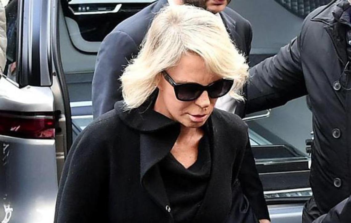 “C'è posta per te" domani in onda, De Filippi torna in studio