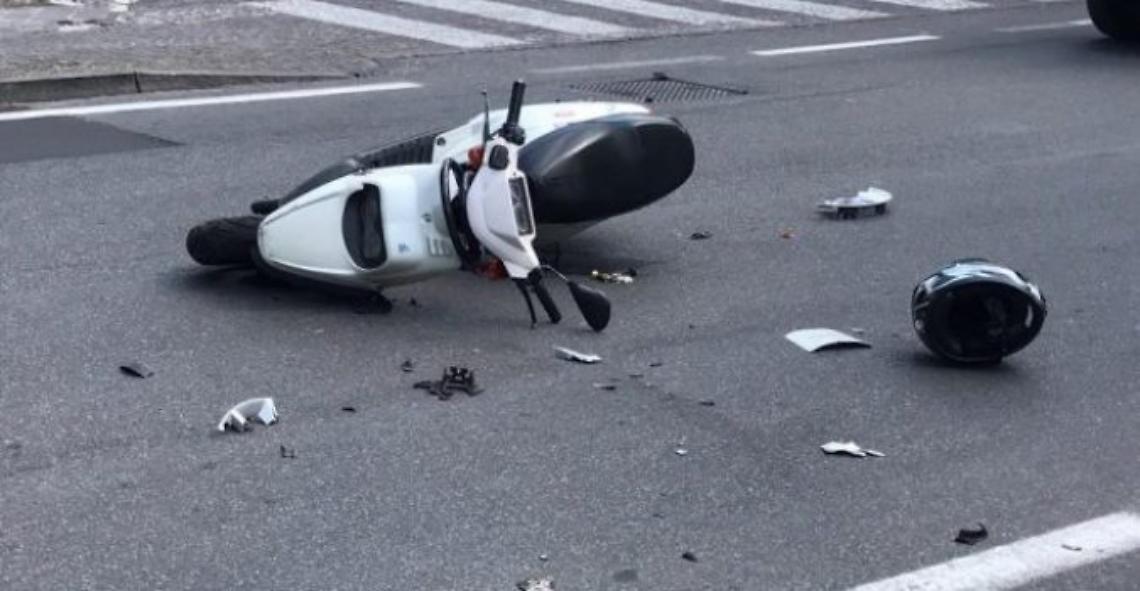 Incidente in scooter a Vico Equense, morto 19enne