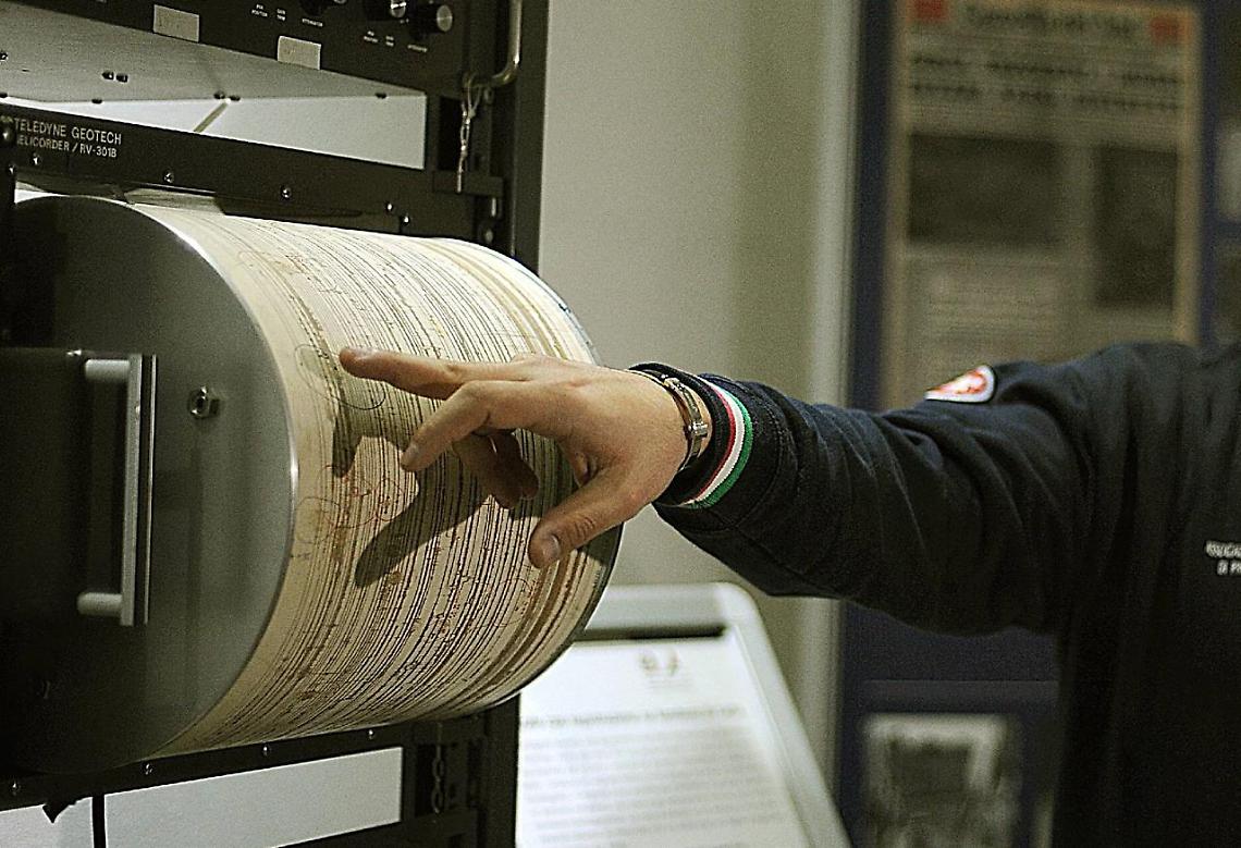 Roma svegliata dal terremoto. Forte scossa anche al largo di Crotone