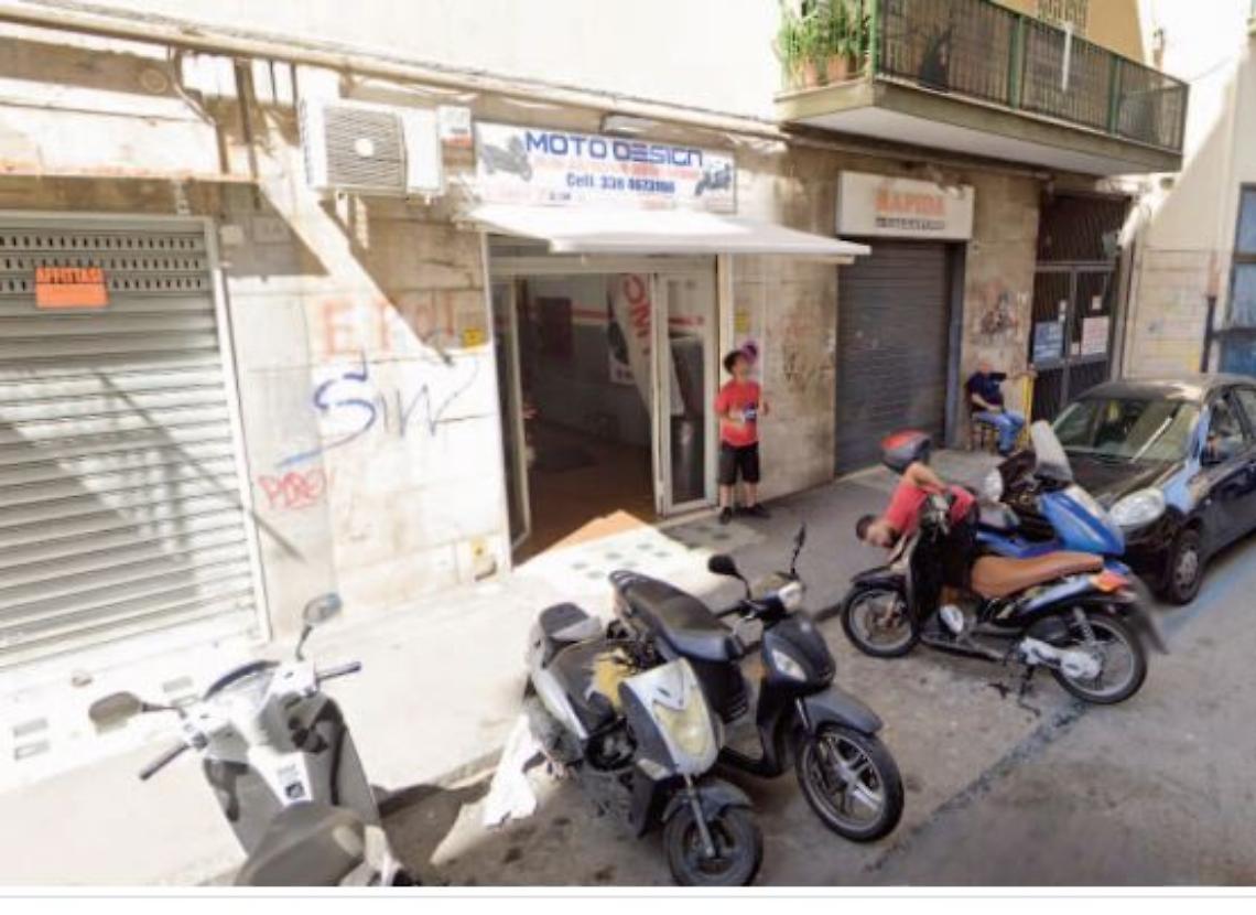 Dispetto al proprietario, “bussata” del racket o legame con la faida