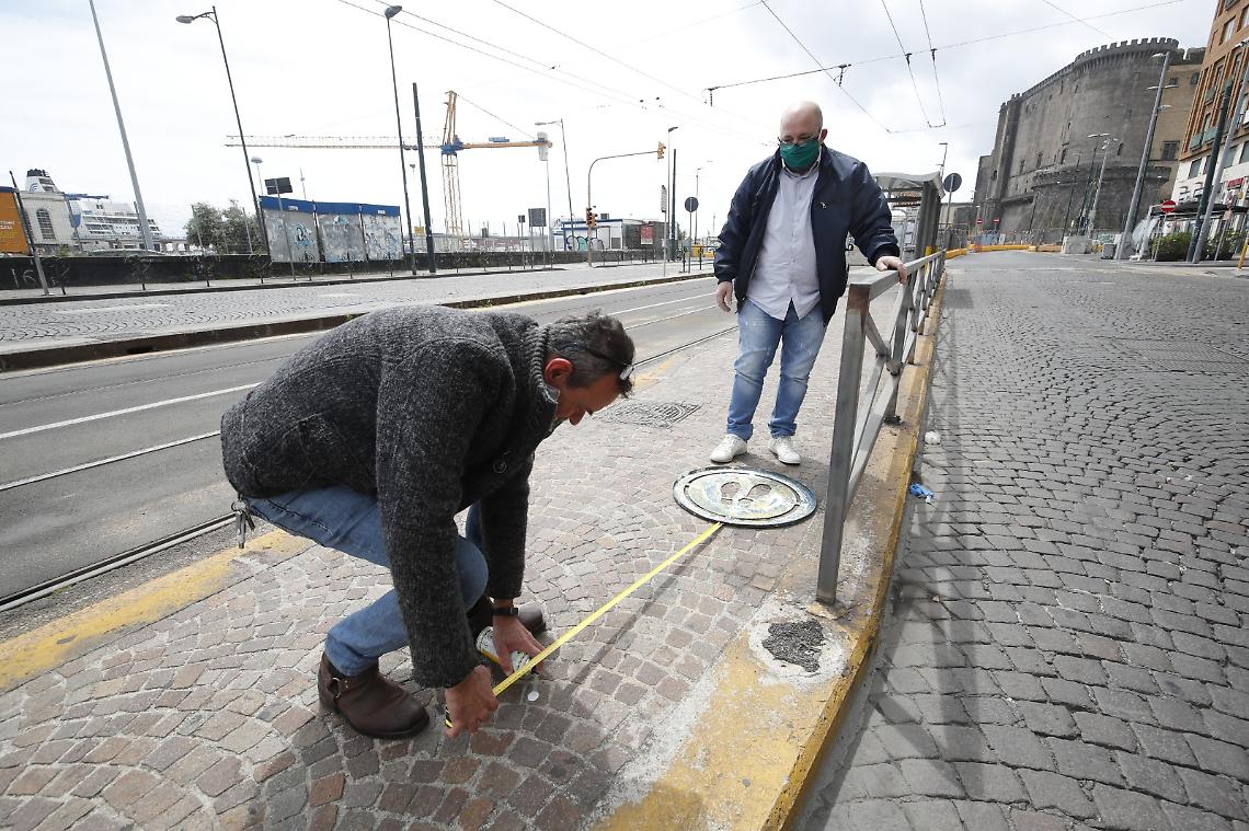 Fase 2 a Napoli, nuove regole per viaggiare sui mezzi pubblici