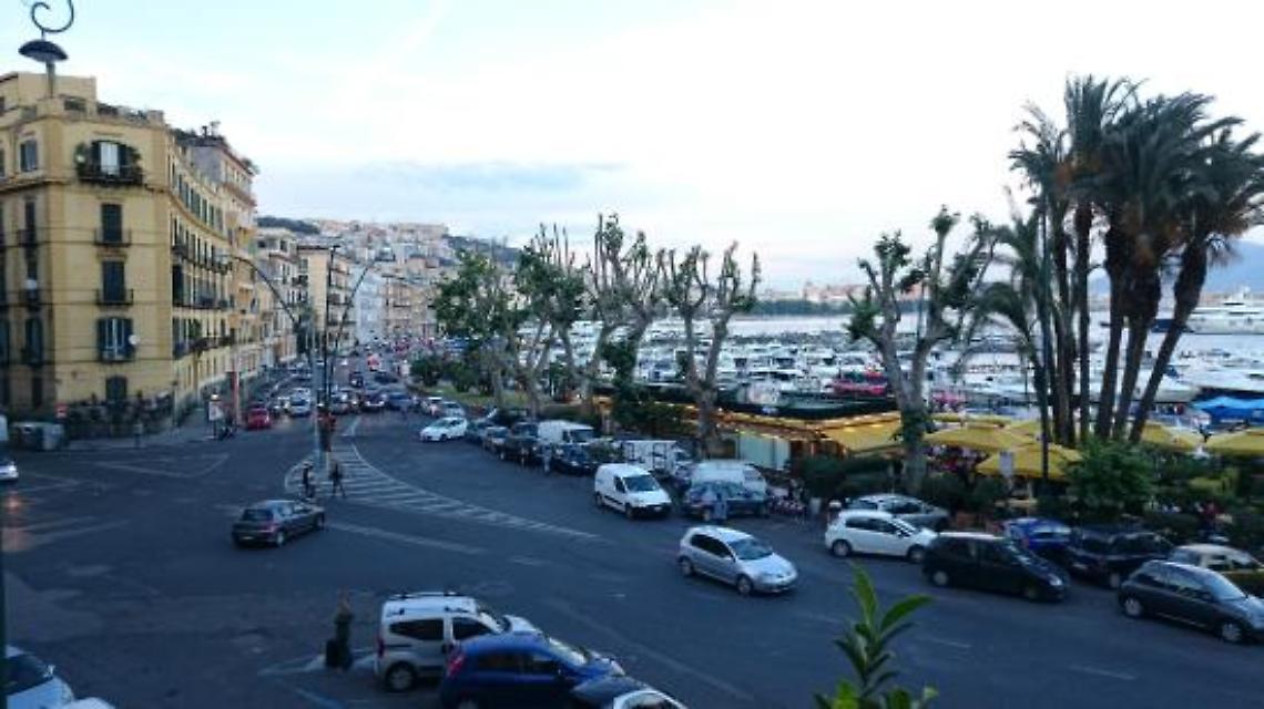 &laquo;Fittano come B&B, ma funziona come una garconniere&raquo;