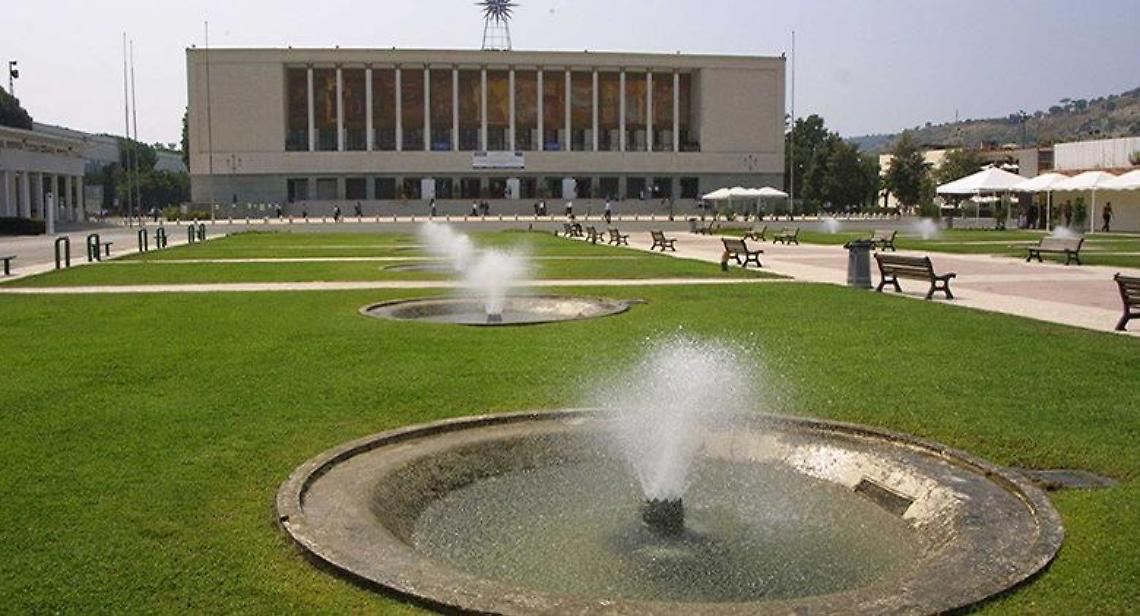 Universiadi appese a un filo, braccio di ferro sul Villaggio: slitta tutto al 13 luglio