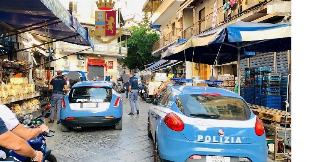 Forcella, droga nascosta in un appartamento disabitato