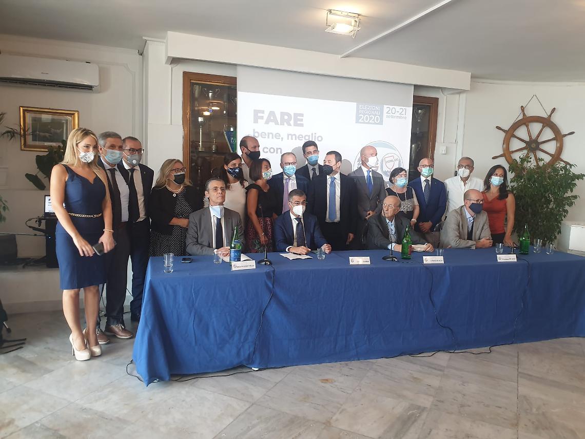 Fare presenta la lista con De Mita, Romano e Marchiello. Grande assente Maria Caniglia